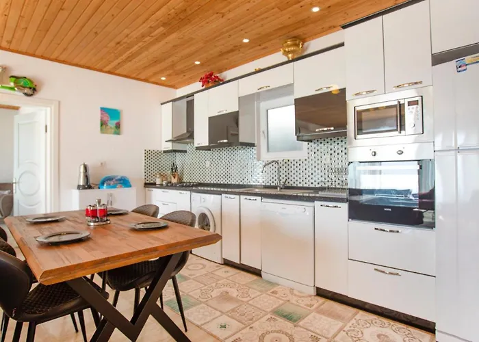 Islamlar 2 Bedroom Kalkan